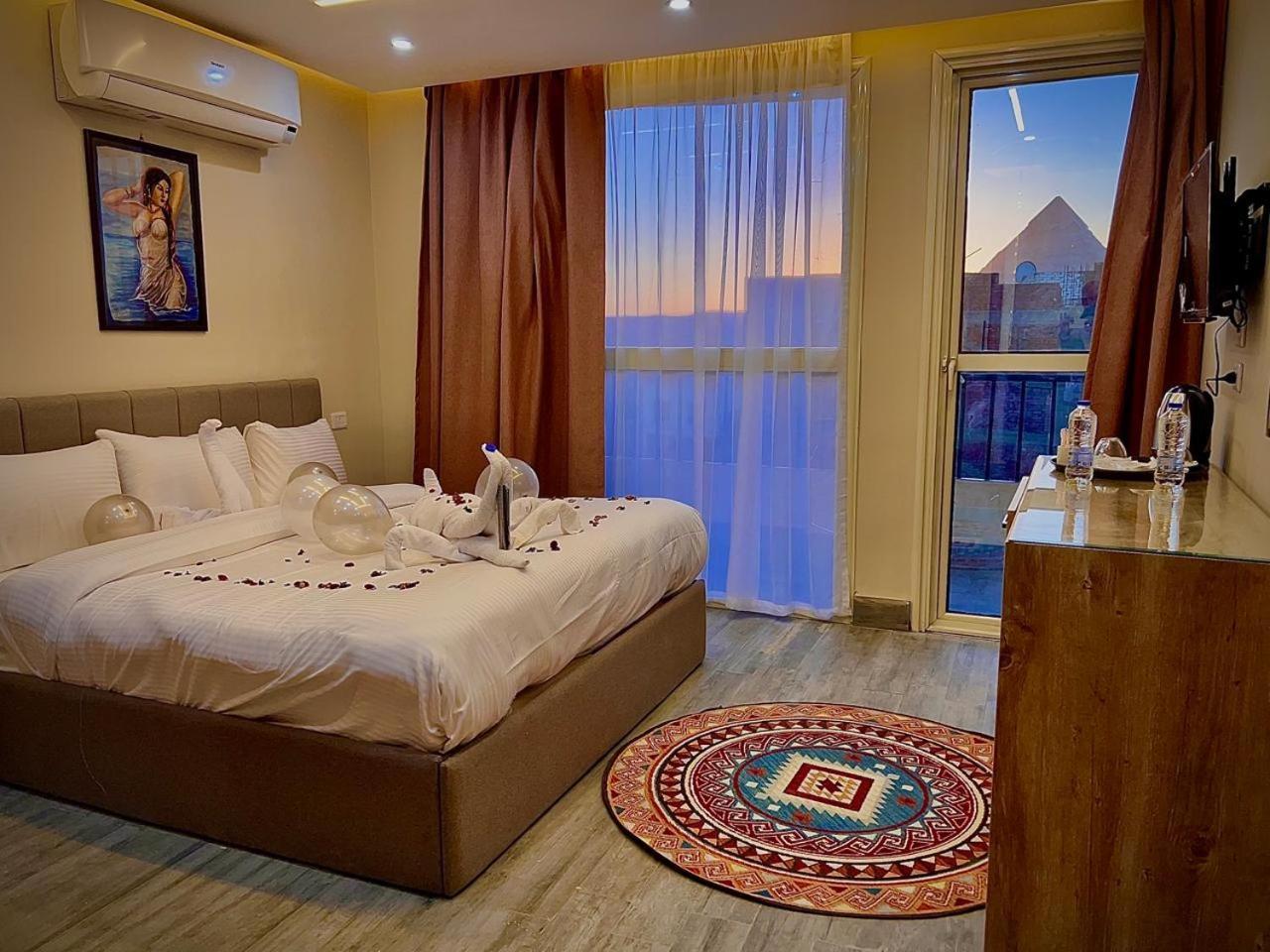 Pyramids Hotel Kafrat al Jabal Exterior photo
