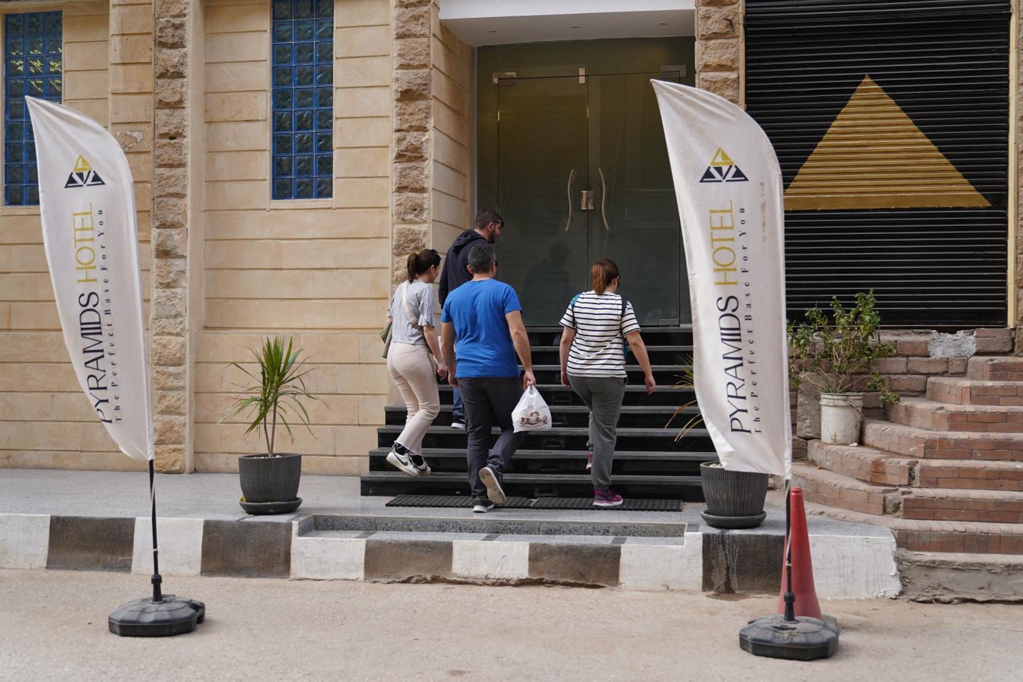 Pyramids Hotel Kafrat al Jabal Exterior photo