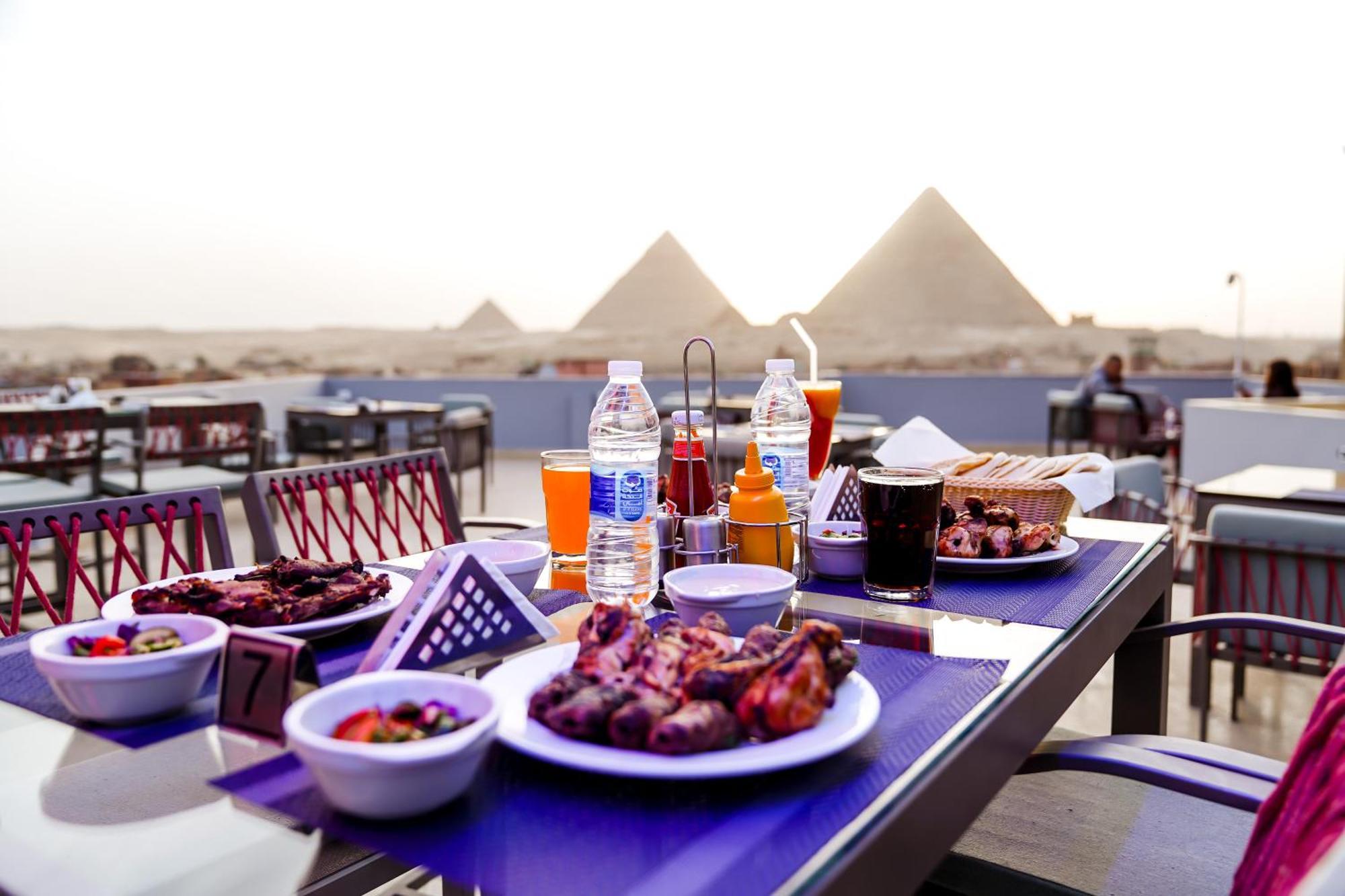 Pyramids Hotel Kafrat al Jabal Exterior photo