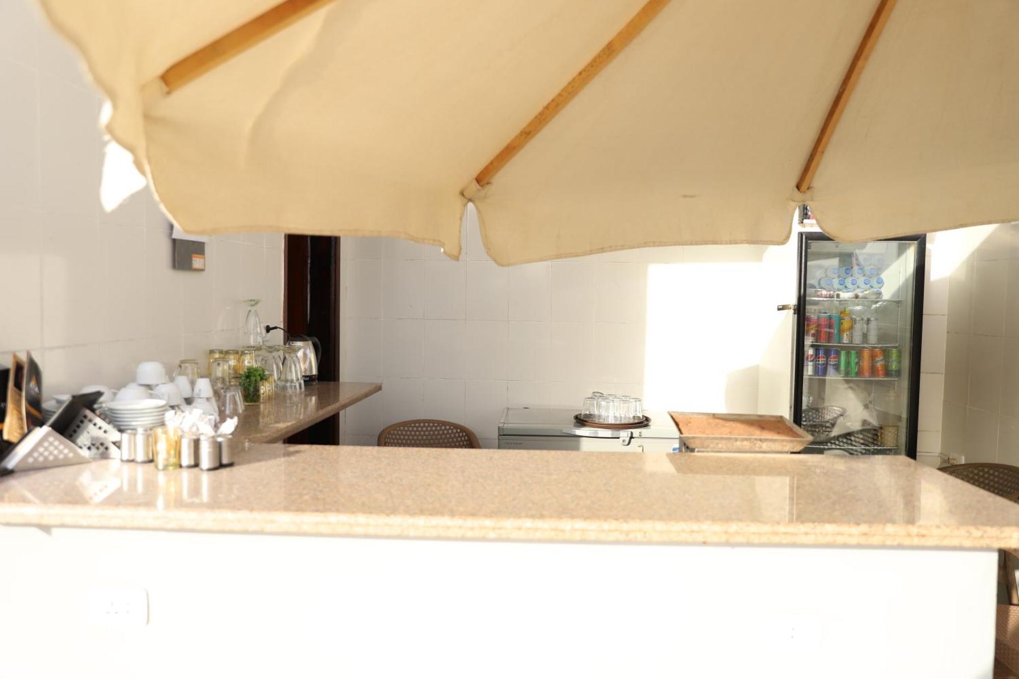 Pyramids Hotel Kafrat al Jabal Exterior photo
